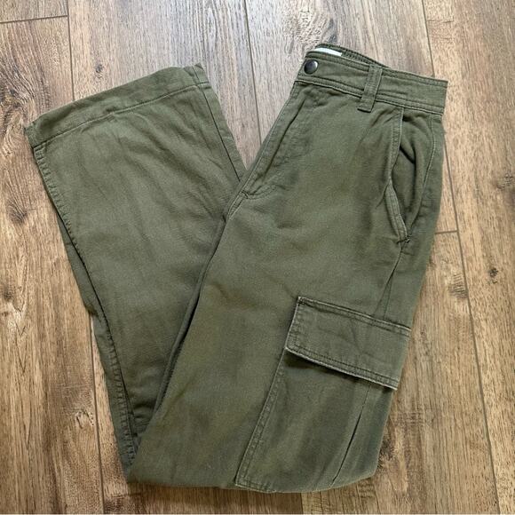 Cotton On Pants - Cotton‎ On Women’s Cargo Pants Olive Green 100% Cotton, Size 2